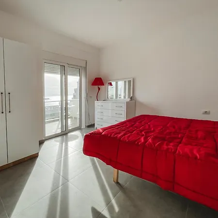 Esca Sea View * Sarande