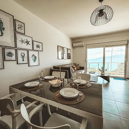Esca Sea View