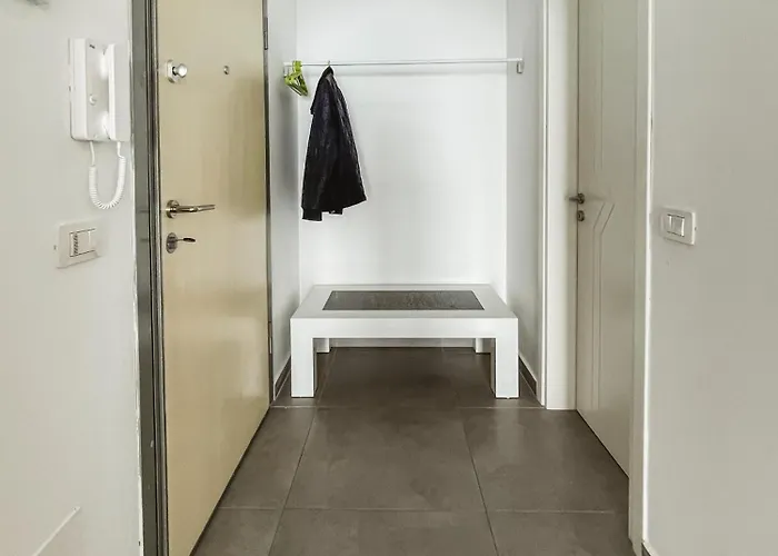 Esca Sea View 公寓 *