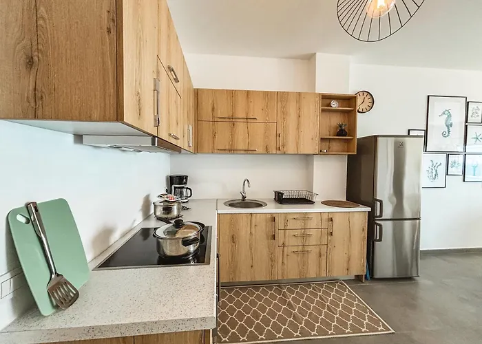 Esca Sea View 公寓